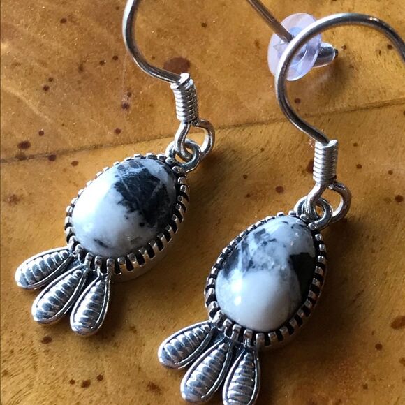 Natural White Buffalo Sterling Silver Feather Earrings - Picture 2 of 7